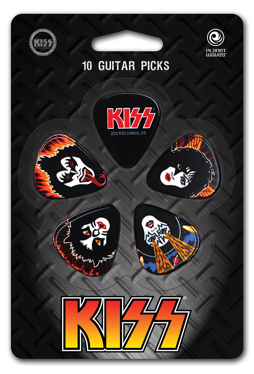 Pick r up. Медиатор Kiss. Гитарные медиаторы Kiss. Planet Waves 1cbk6-10js Joe Satriani picks Black Heavy. Группа Кисс медиатор.